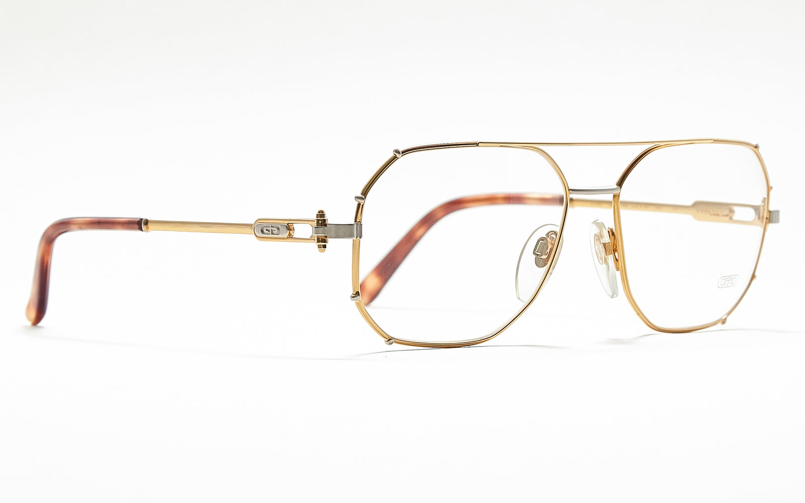 [vintage sunglasses] - BlinkVintage