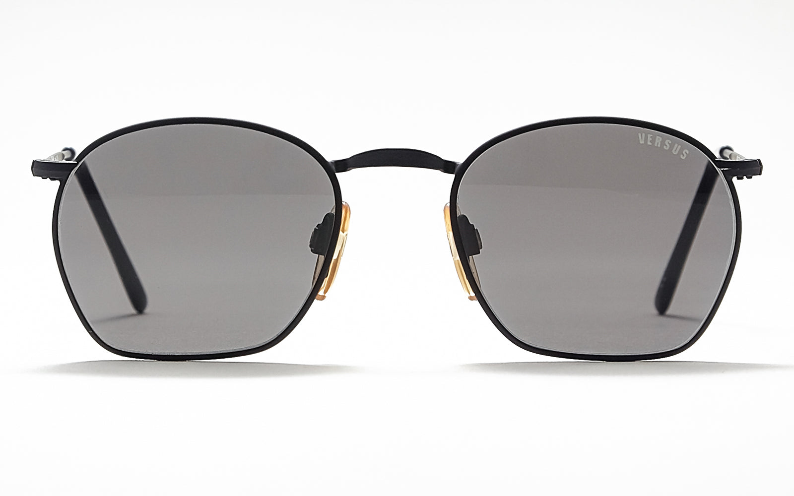 [vintage sunglasses] - BlinkVintage