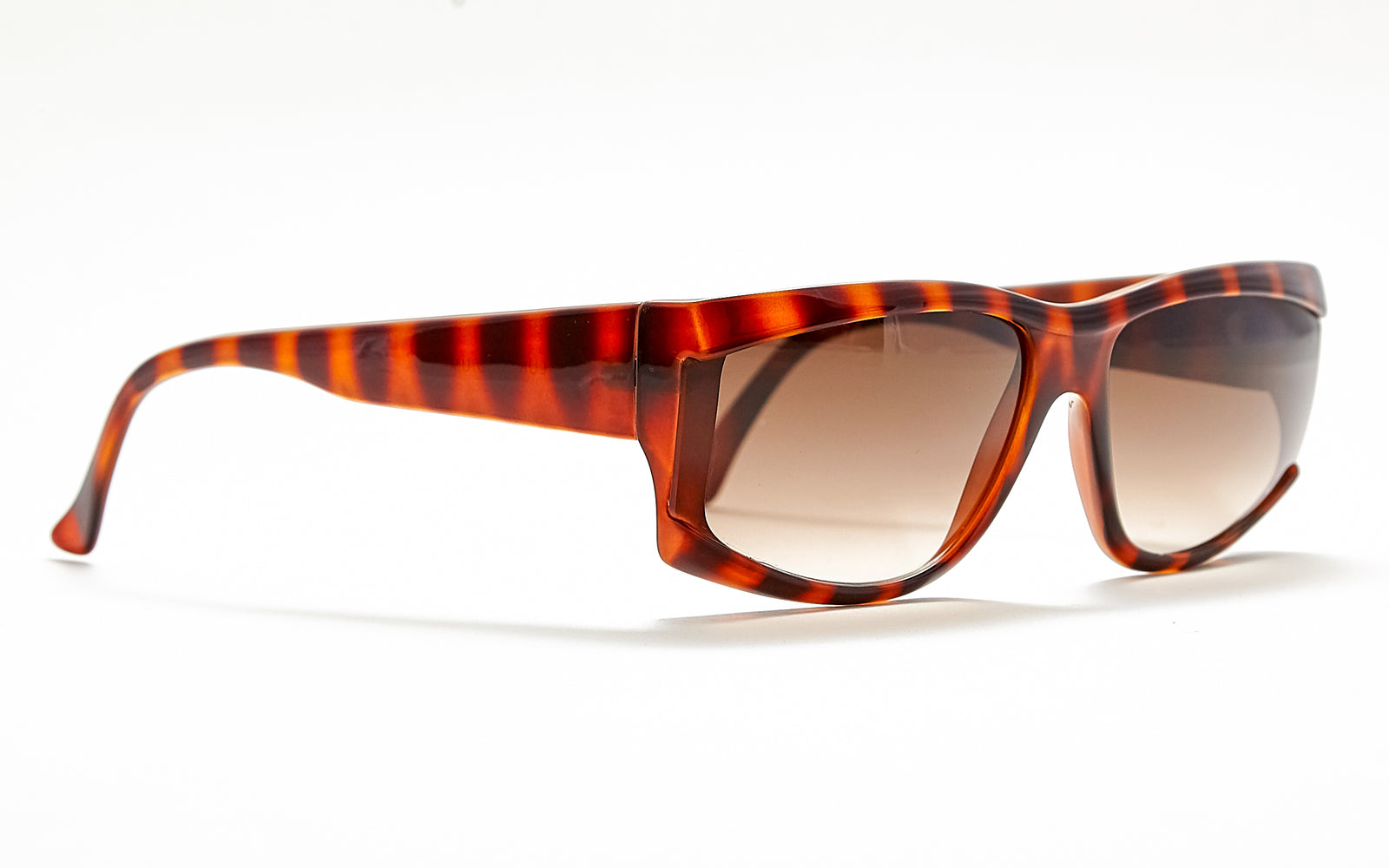 [vintage sunglasses] - BlinkVintage