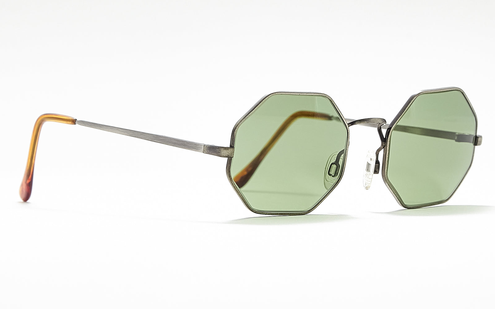 [vintage sunglasses] - BlinkVintage