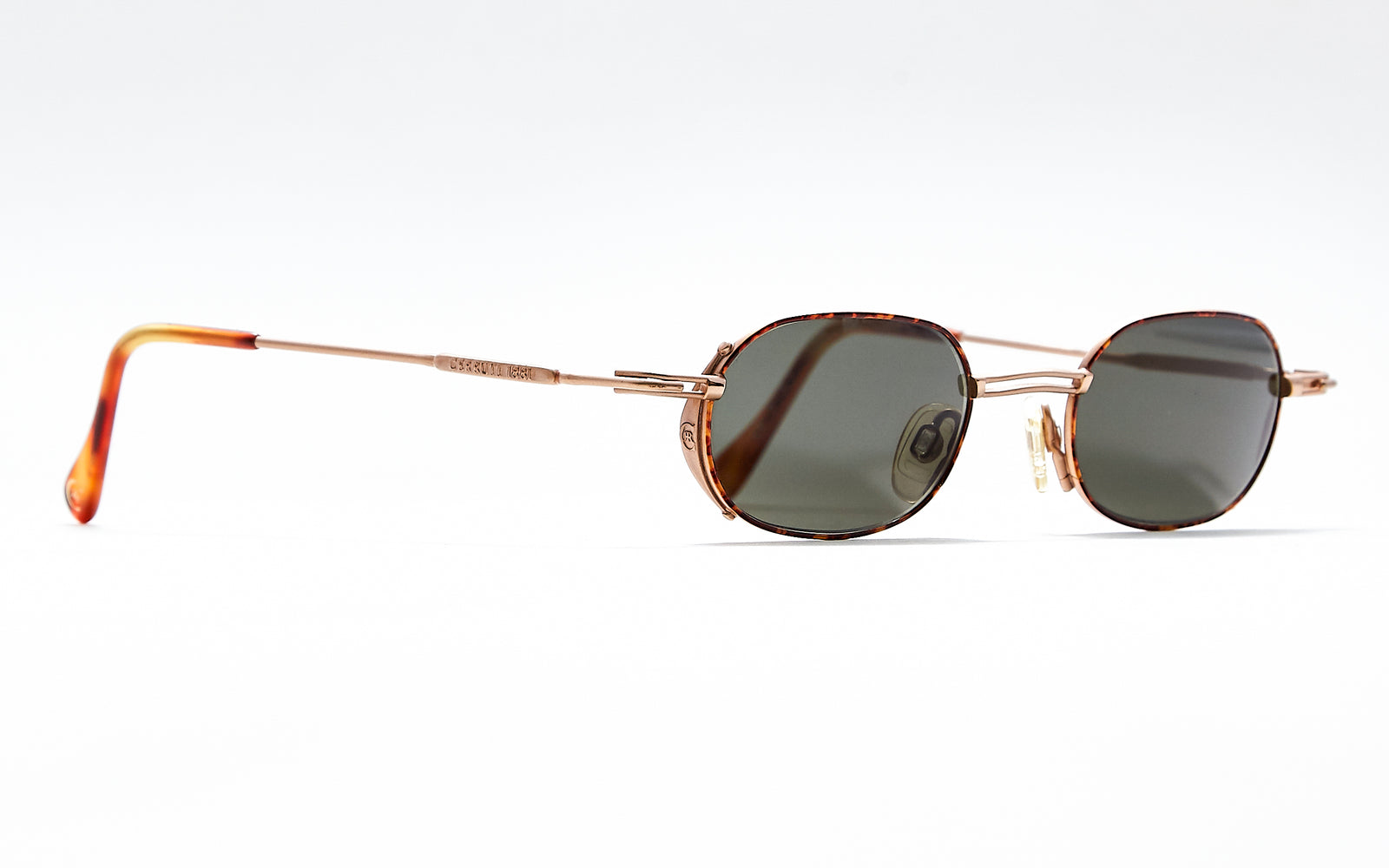 [vintage sunglasses] - BlinkVintage