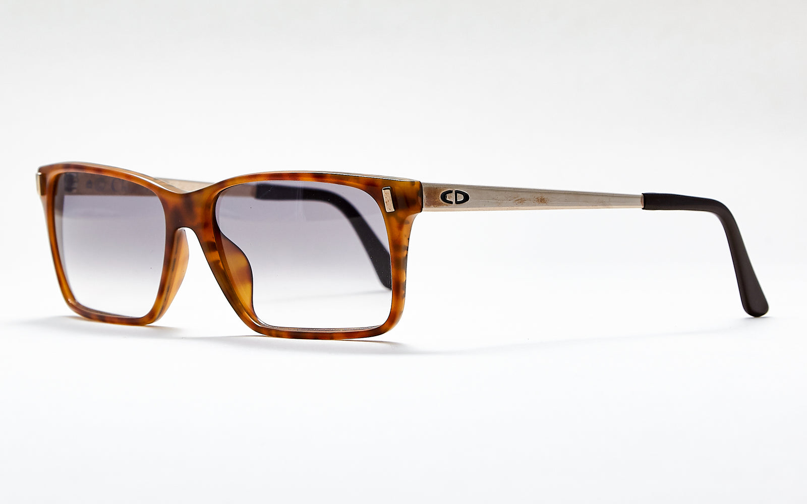 [vintage sunglasses] - BlinkVintage