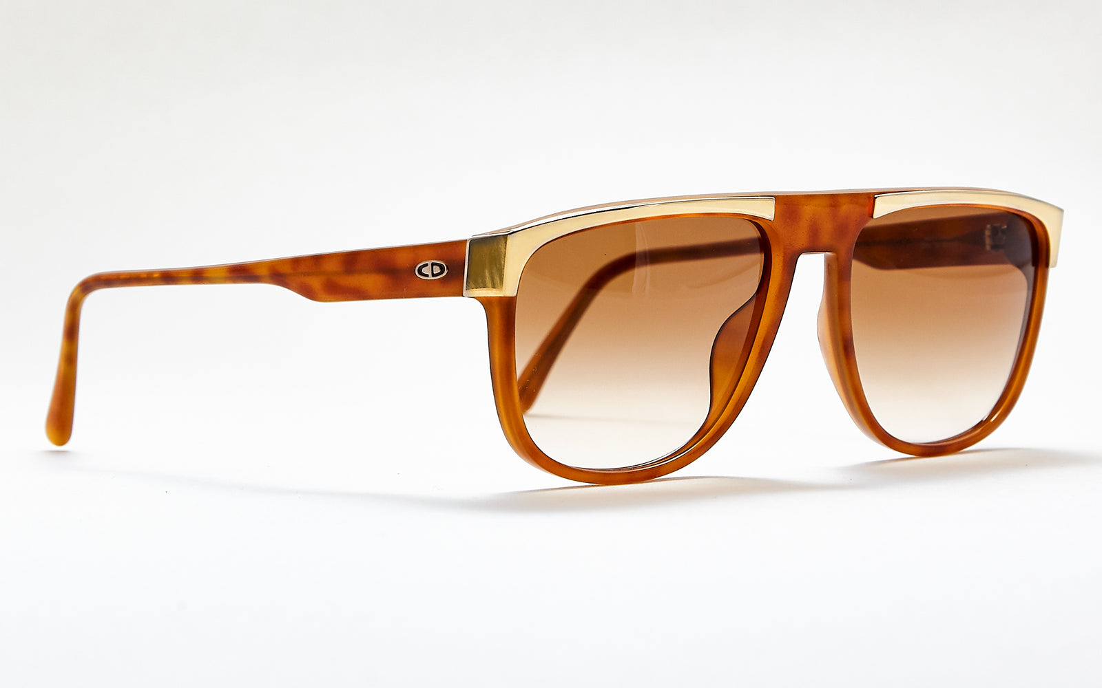 [vintage sunglasses] - BlinkVintage
