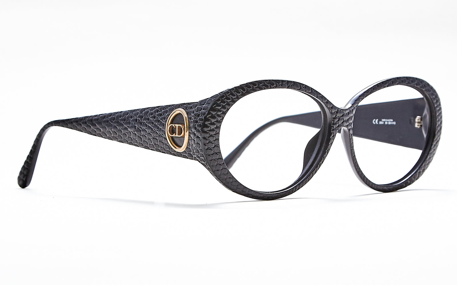 [vintage sunglasses] - BlinkVintage