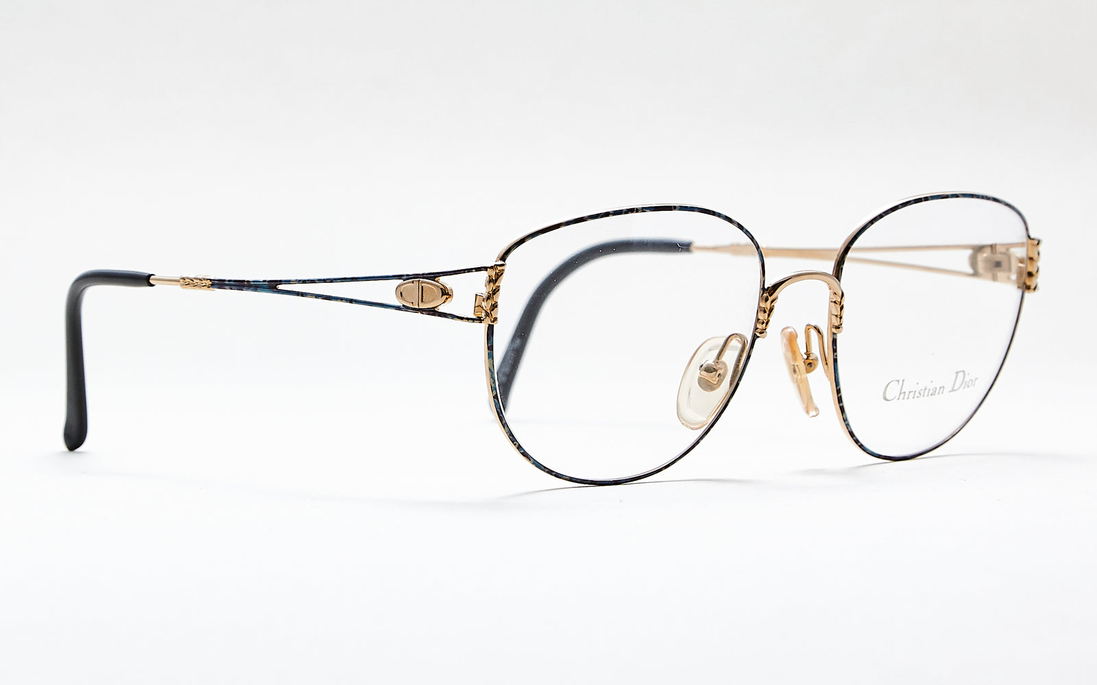 [vintage sunglasses] - BlinkVintage