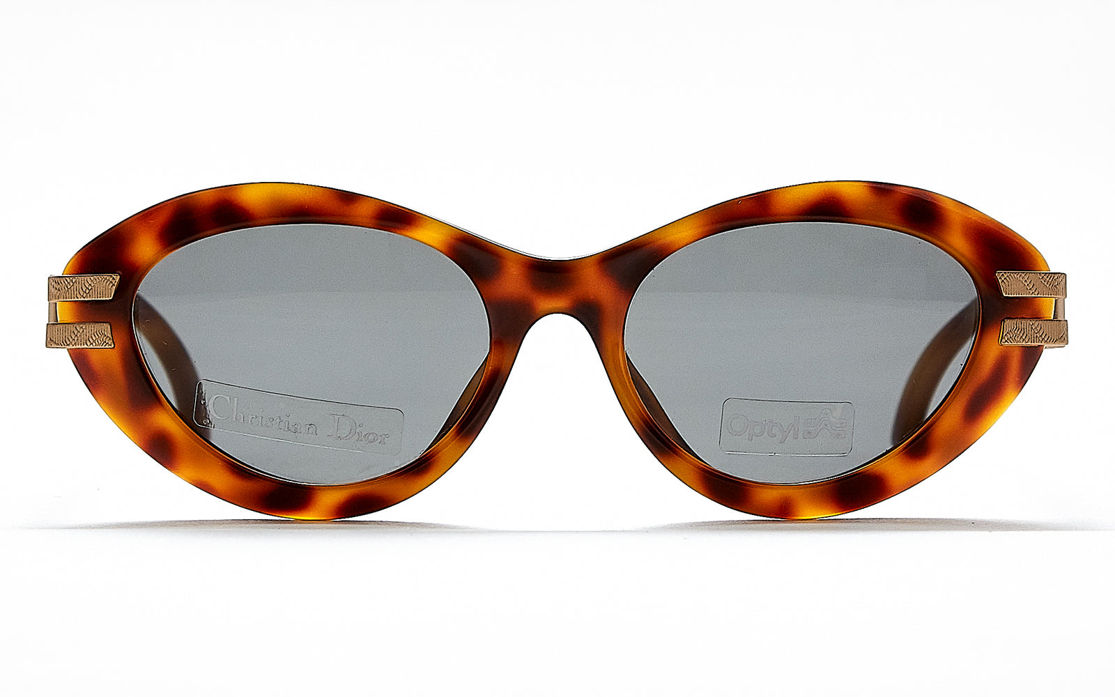 [vintage sunglasses] - BlinkVintage