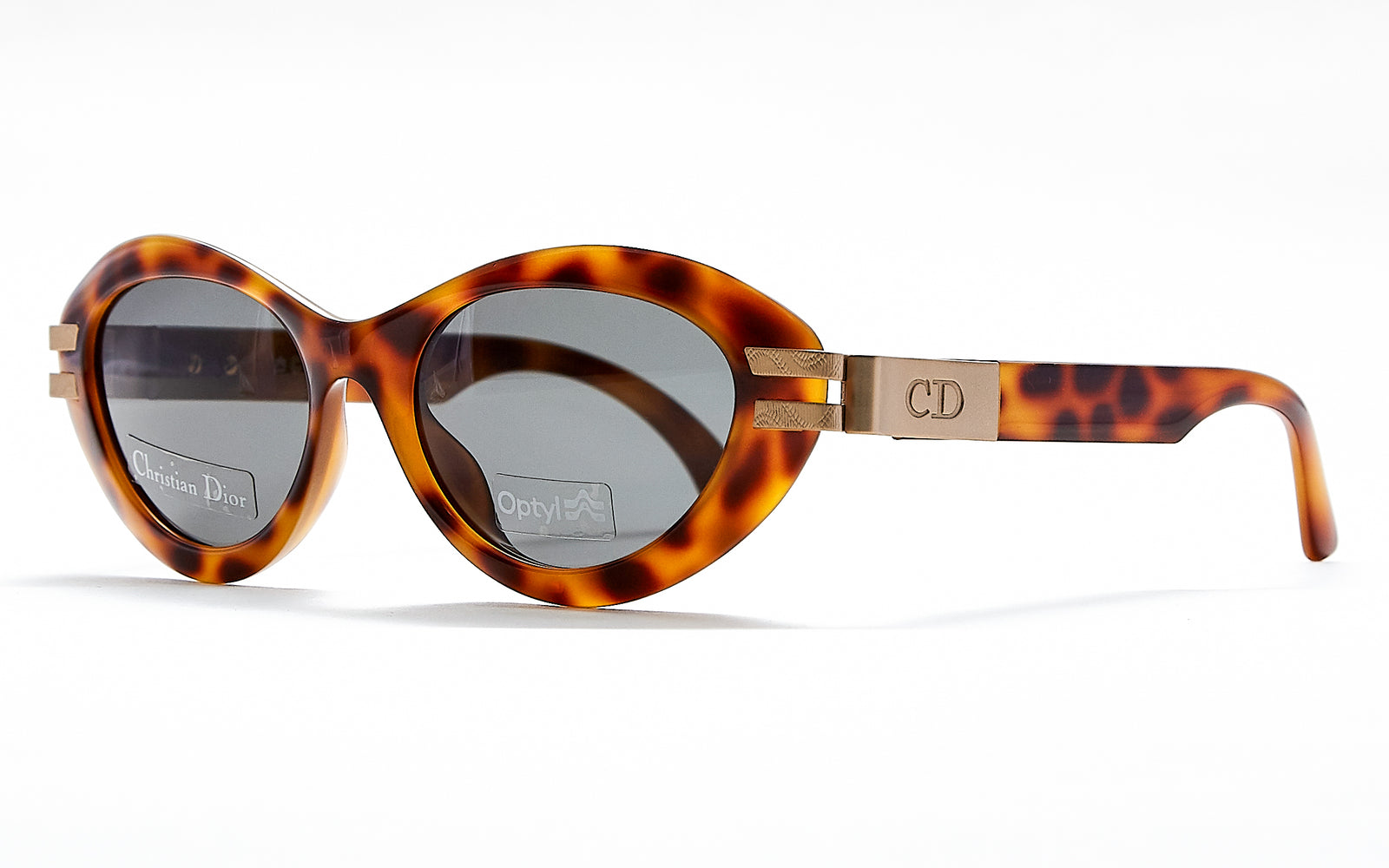 [vintage sunglasses] - BlinkVintage