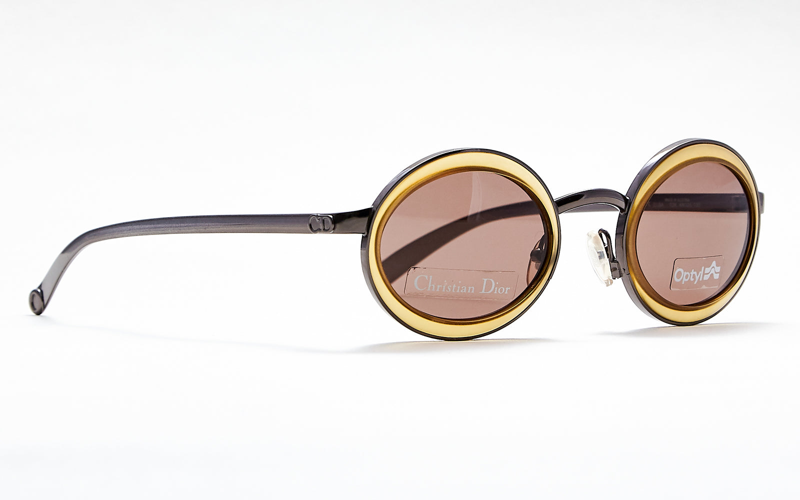 [vintage sunglasses] - BlinkVintage
