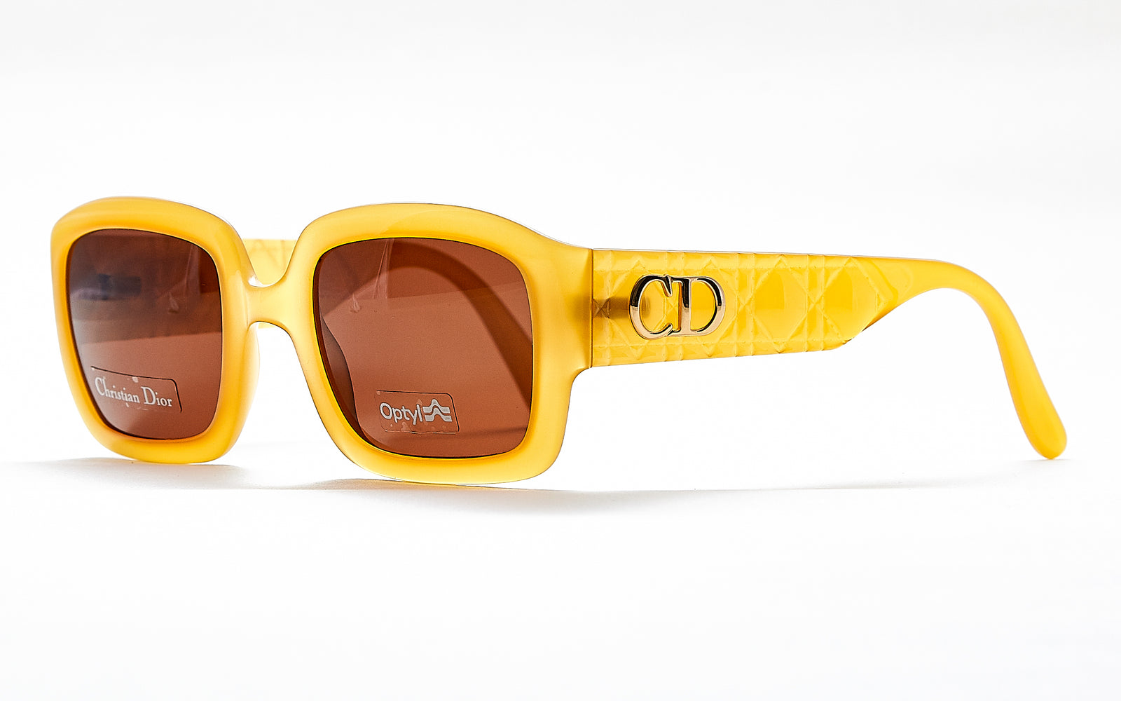[vintage sunglasses] - BlinkVintage
