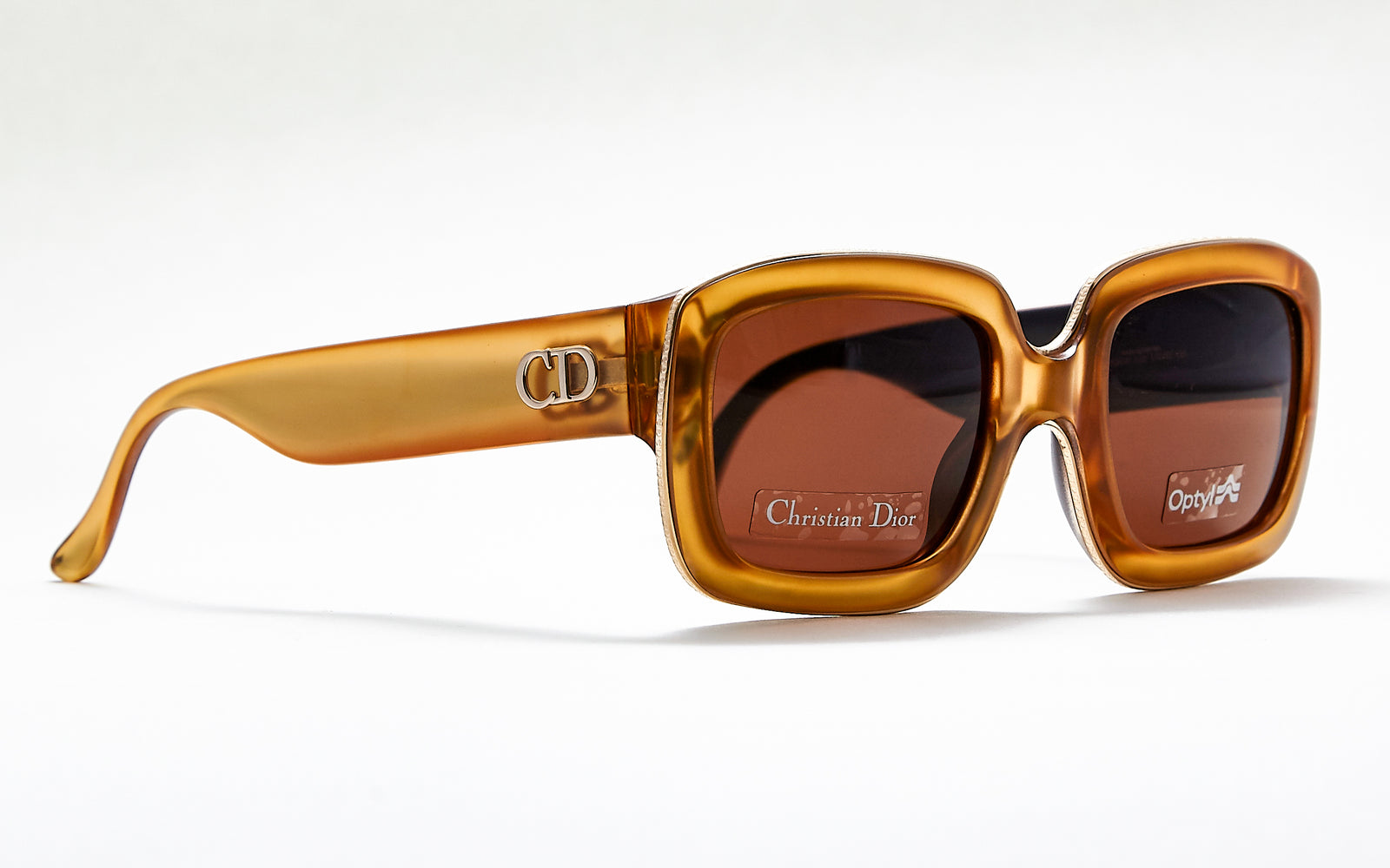 [vintage sunglasses] - BlinkVintage