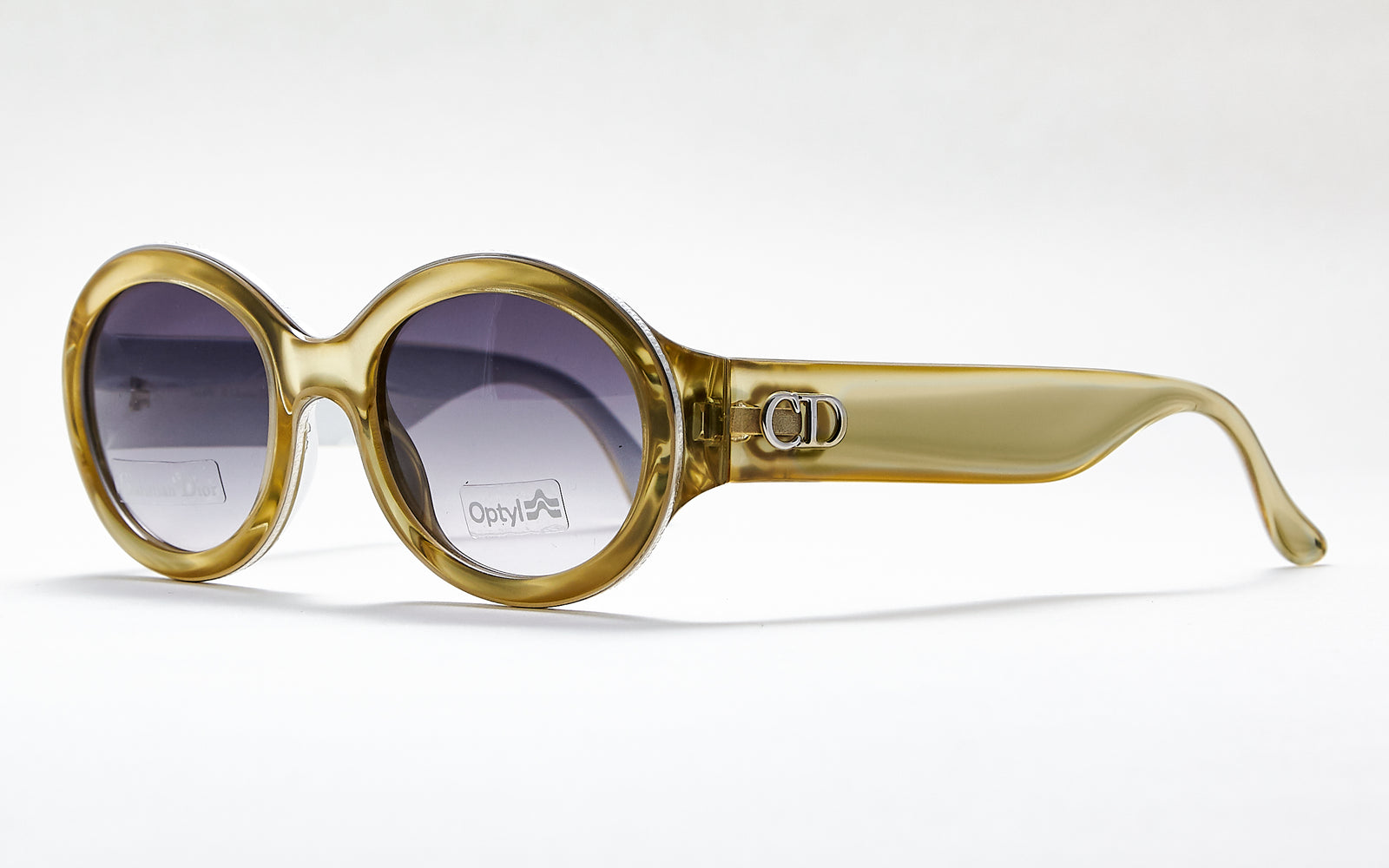 [vintage sunglasses] - BlinkVintage
