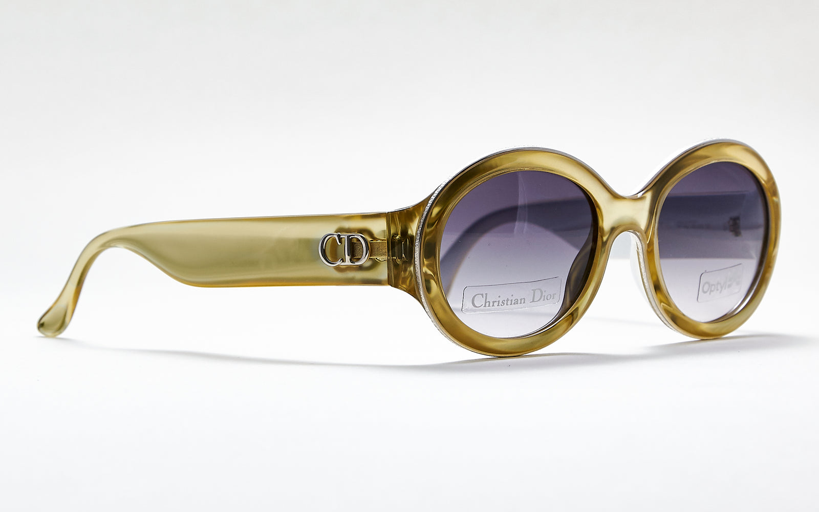[vintage sunglasses] - BlinkVintage